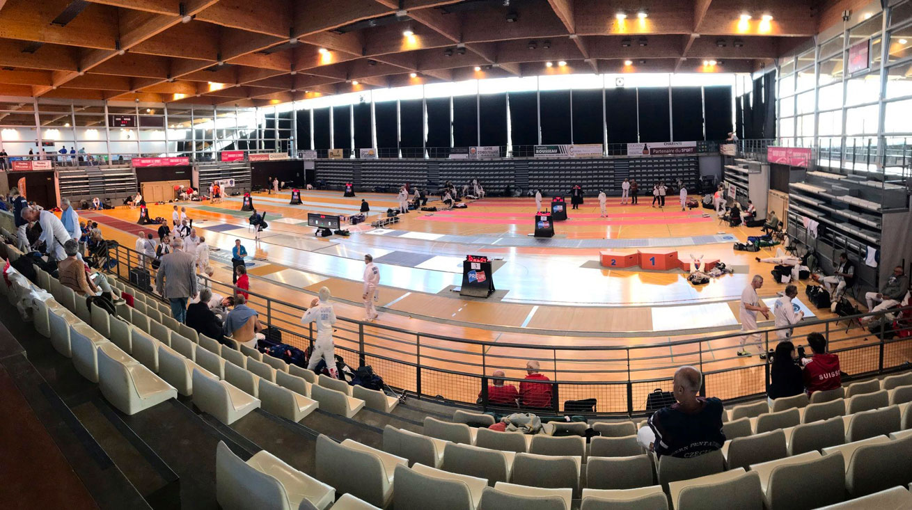 Complexe sportif des Vauzelles de Châteaubernard aux championnats d'europes vétérans épée fleuret sabre 2019